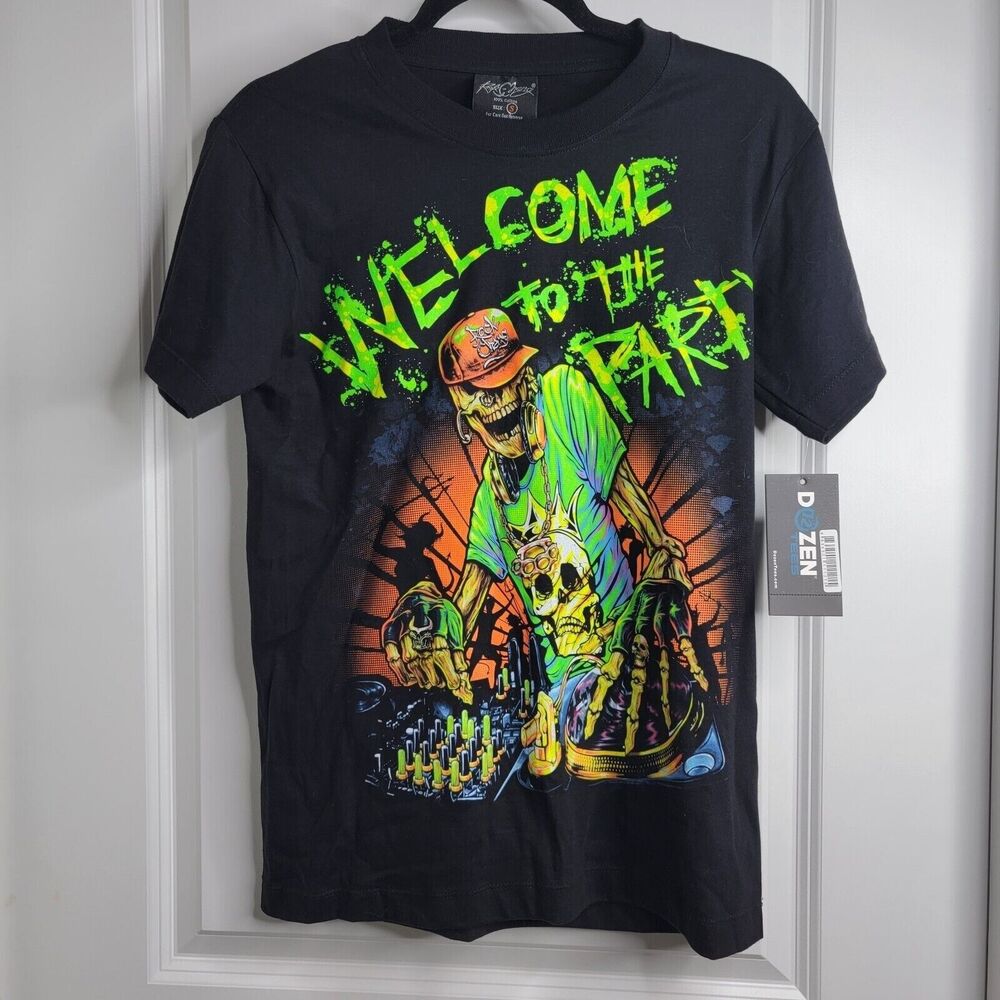 T-Shirt Rock Chang Men's Size Small Original Welcome To The Party Shirt NWT